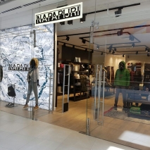 Новый магазин &quot;Napapijri&quot; открылся в Алматы